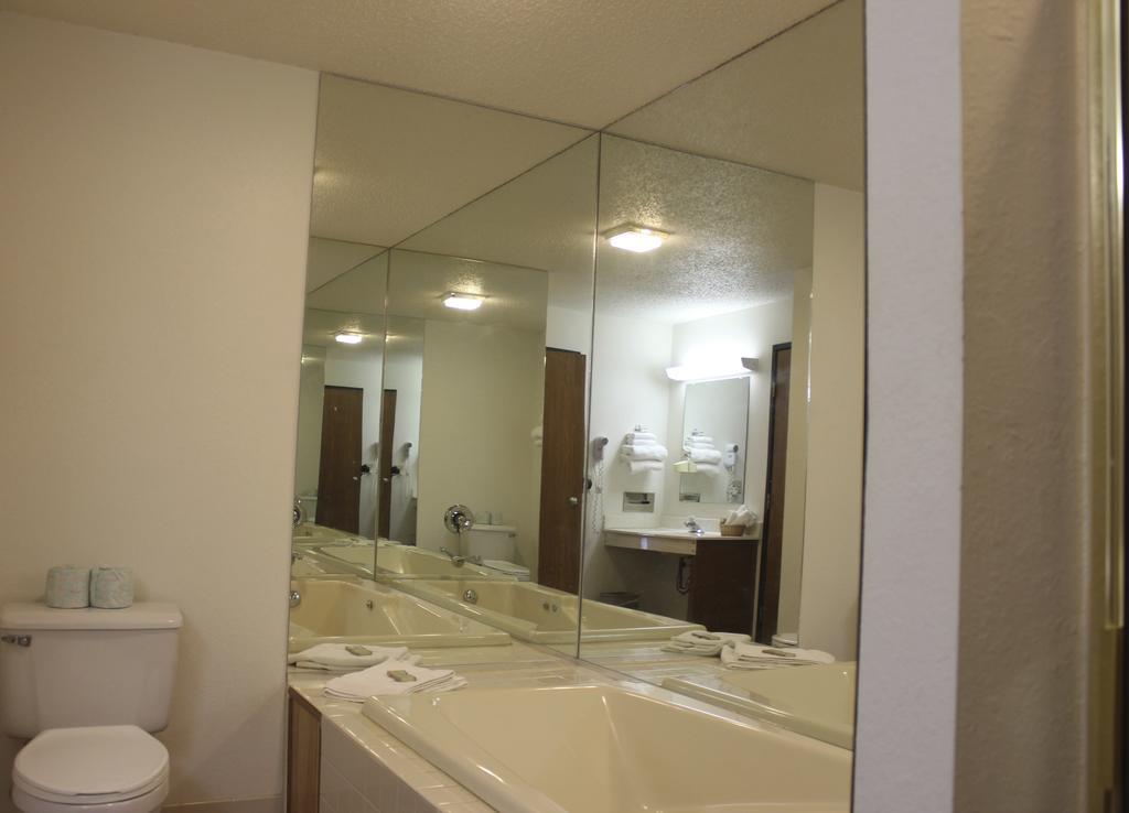 Motel 6-Saukville, Wi Extérieur photo
