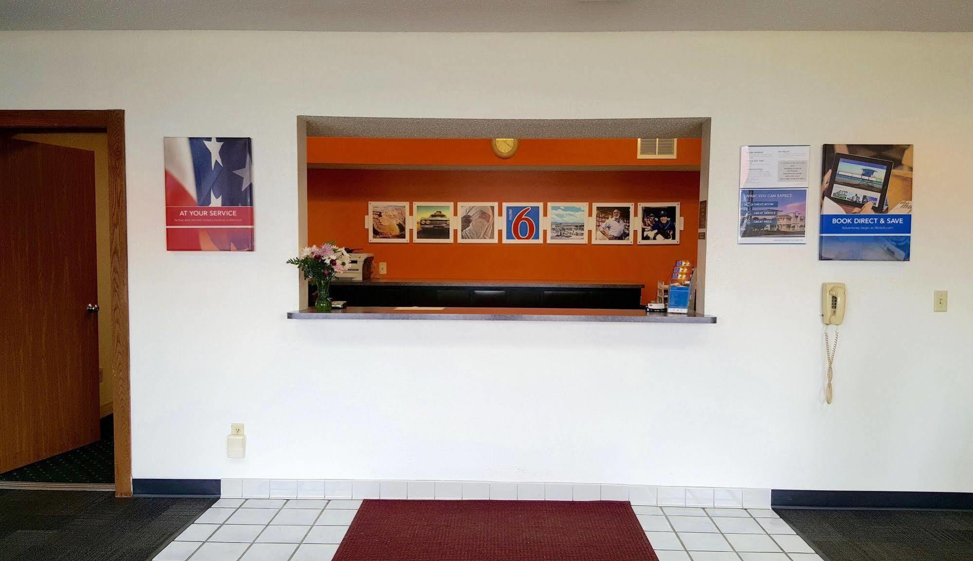 Motel 6-Saukville, Wi Extérieur photo