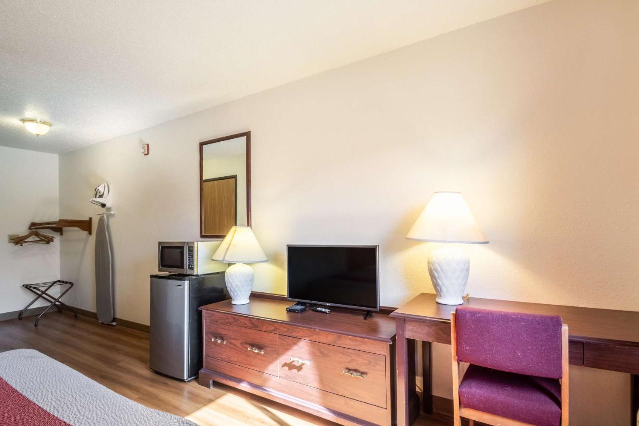Motel 6-Saukville, Wi Extérieur photo