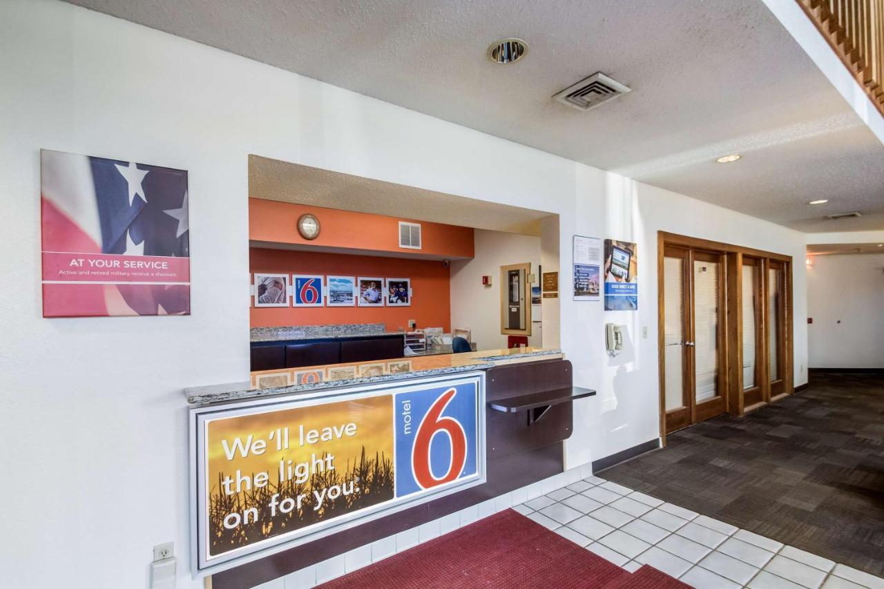 Motel 6-Saukville, Wi Extérieur photo